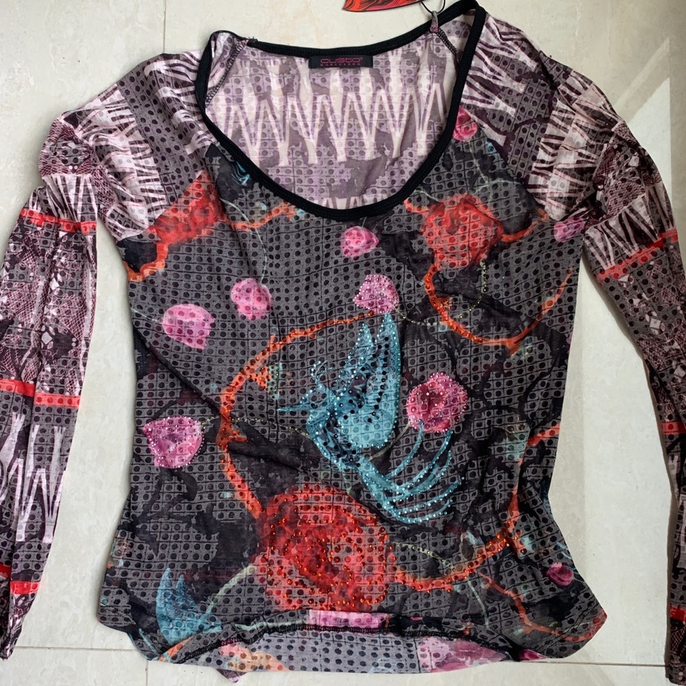 CUSTO BARCELONA. NWT. NEW WITH TAGS. Multicolor. Womens sheer blouse. Medium